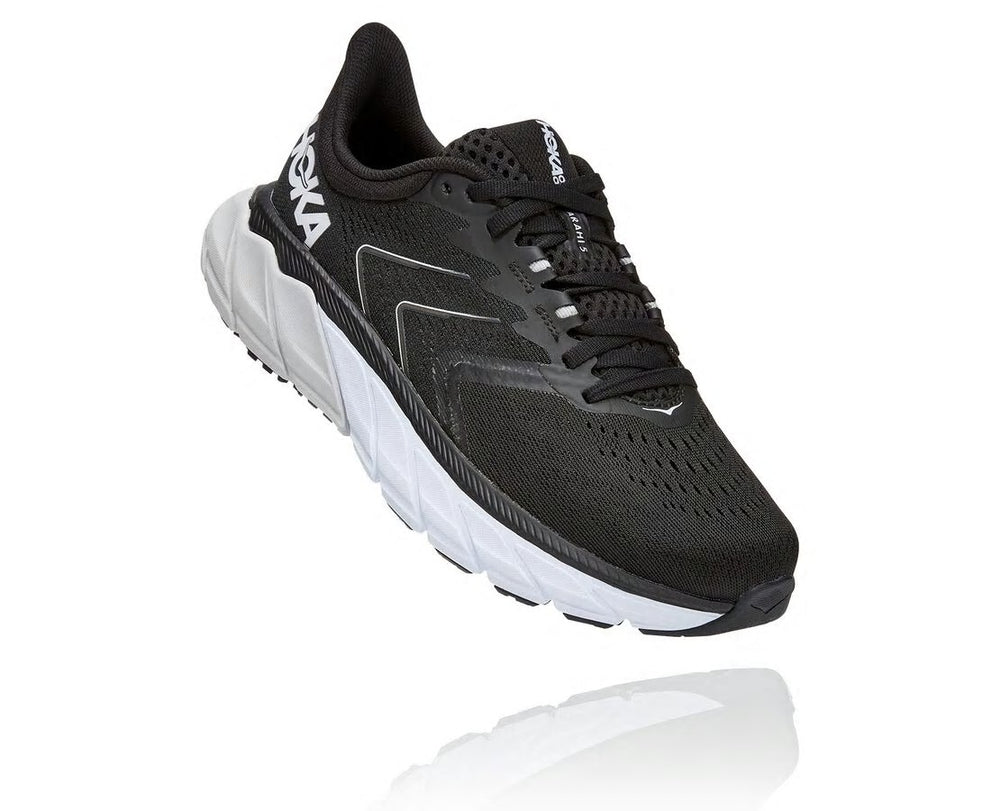Women's Arahi 5 - Black / White
