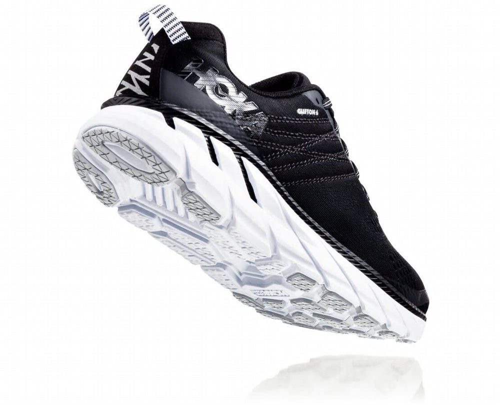 Women's Clifton 6 - Black / White