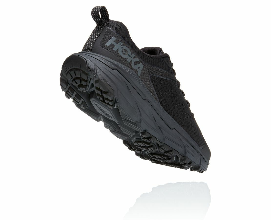 Men's Challenger ATR 6 - Black / Black
