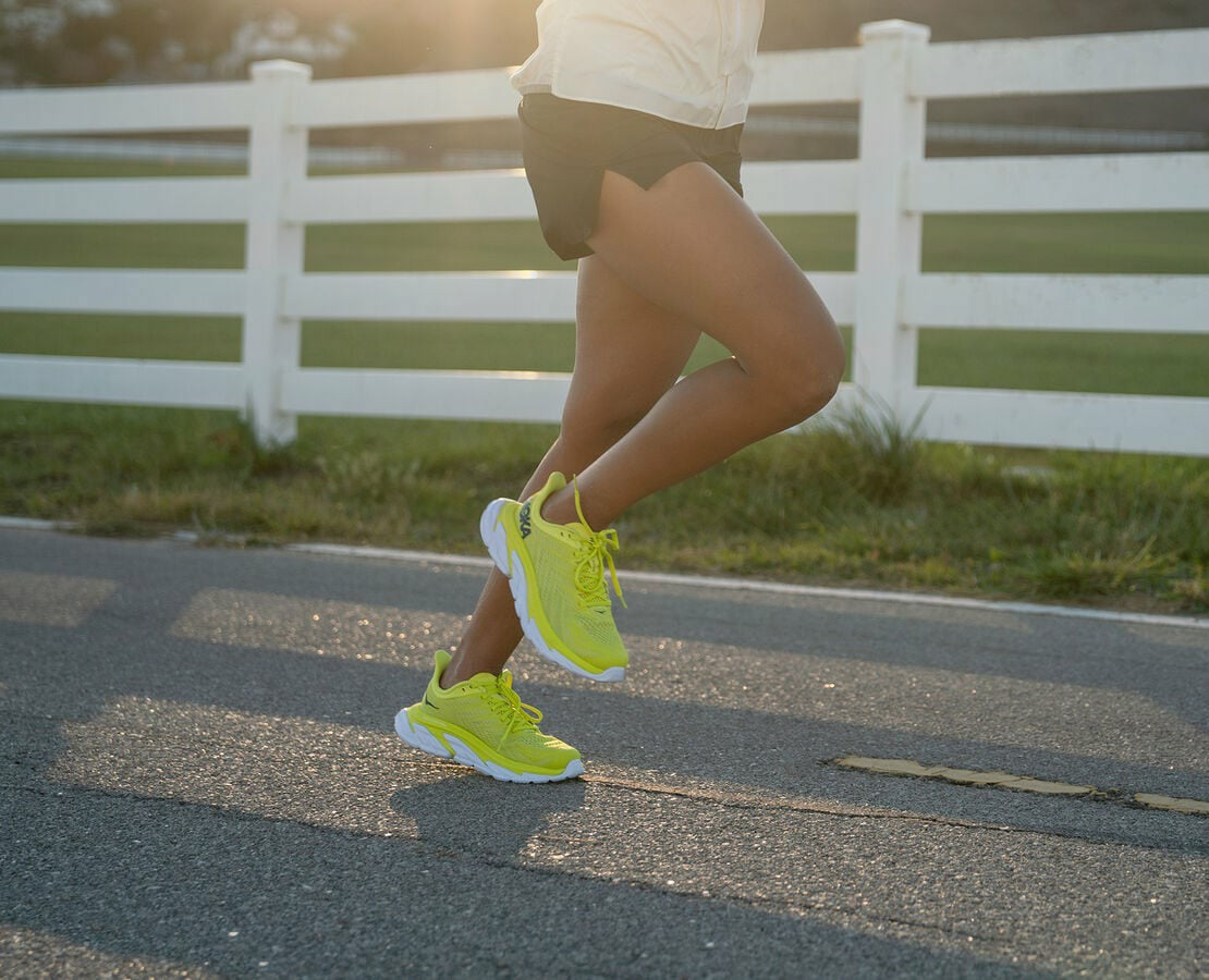 Women's Clifton Edge - Citrus / White
