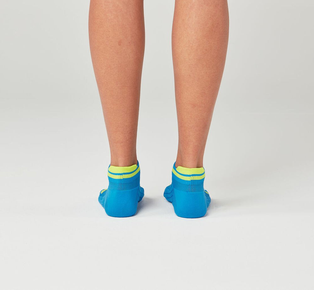 All Gender Performance No-Show Sock - Diva Blue / Citrus