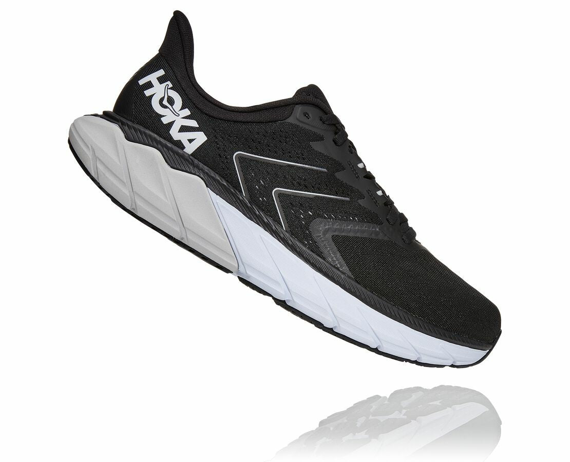 Men's Arahi 5 - Black / White