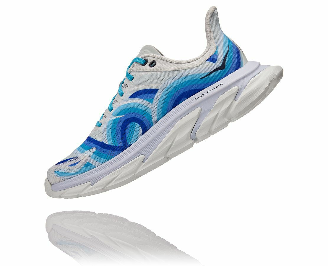 All Gender Clifton Edge Geometric - Dazzling Blue / Blue Flower